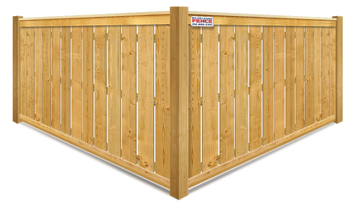 Semi-privacy wood fence company in Mobile Alabama